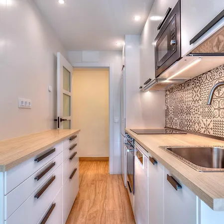 Apartamento Metropolitano II En Madrid Esterno foto